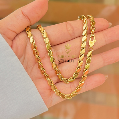 [MIRA MODA] N711 Damascus Coffee Bean Petal Link Chain 18” Necklace for Women Men Hypoallergenic