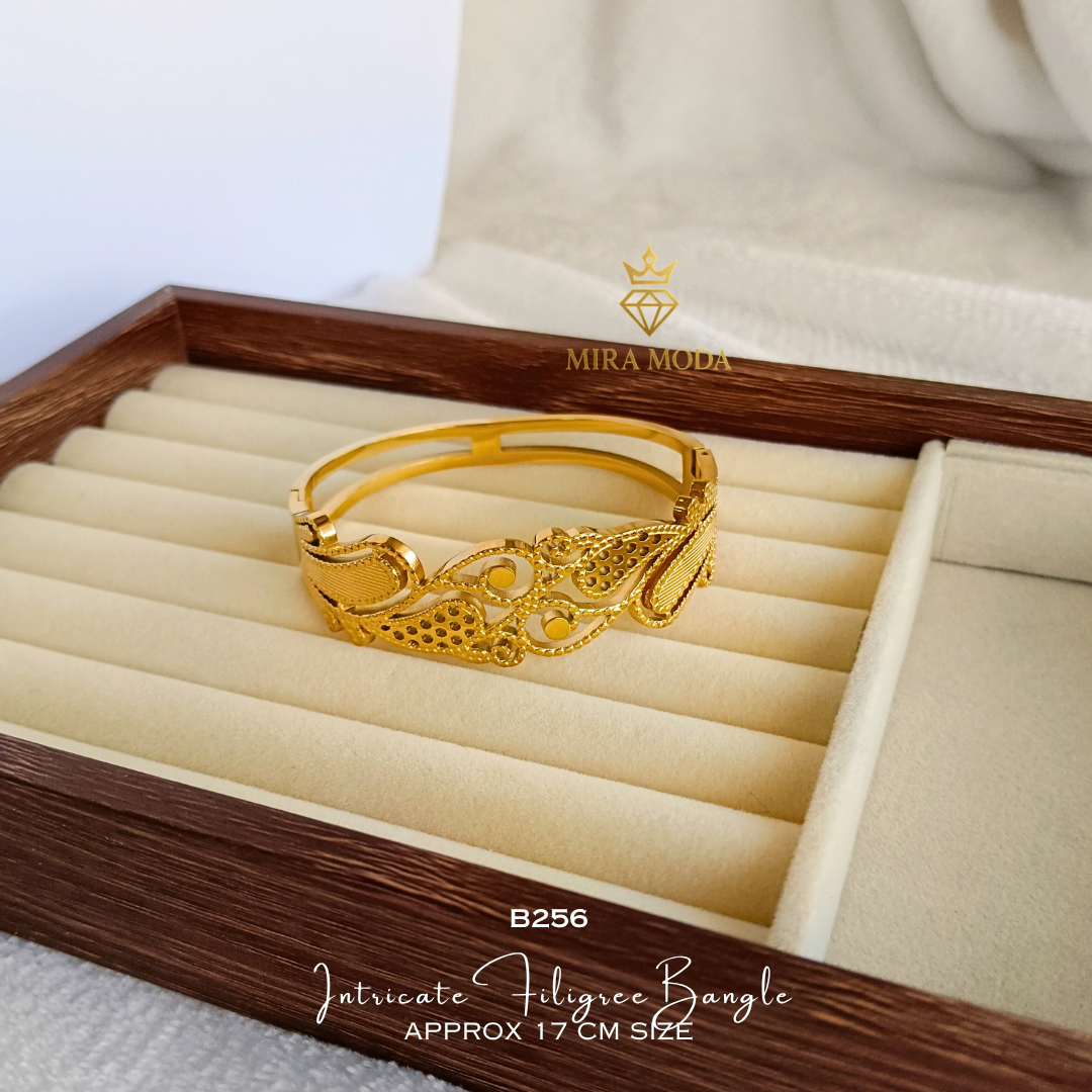 B256-Vintage Intricate Filigree Cuff Bangle Trendy Gold-Tone for Men & Women 17cm | MIRA MODA