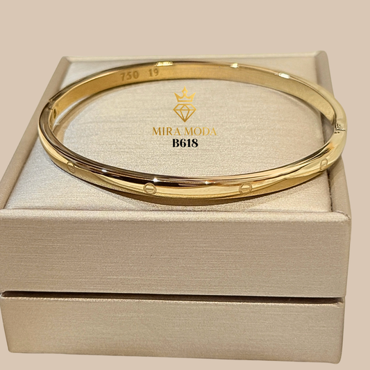 B618 Trendy Love Bangle 19cm | MIRA MODA