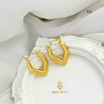 572-Gold Vintage-Style Hoop Earrings  | MIRA MODA
