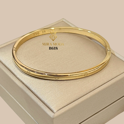 B618 Trendy Love Bangle 19cm | MIRA MODA