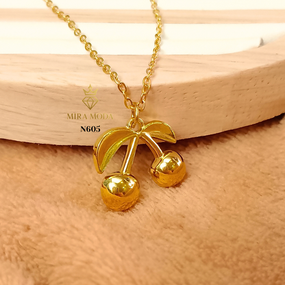 N605G-Lucky Cherry Necklace | MIRA MODA