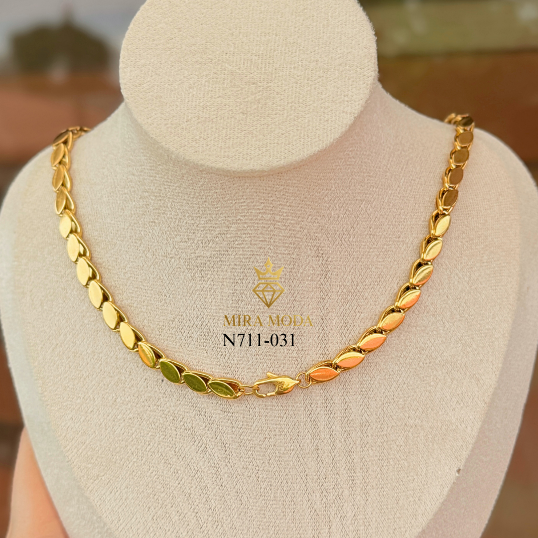 [MIRA MODA] N711 Damascus Coffee Bean Petal Link Chain 18” Necklace for Women Men Hypoallergenic