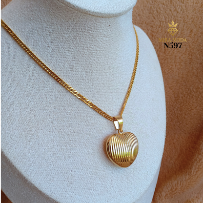 N597 Love Big Pendant Italy Gold Plated Necklace Hypoallergenic Tarnish Resistant Water Safe | MIRA MODA