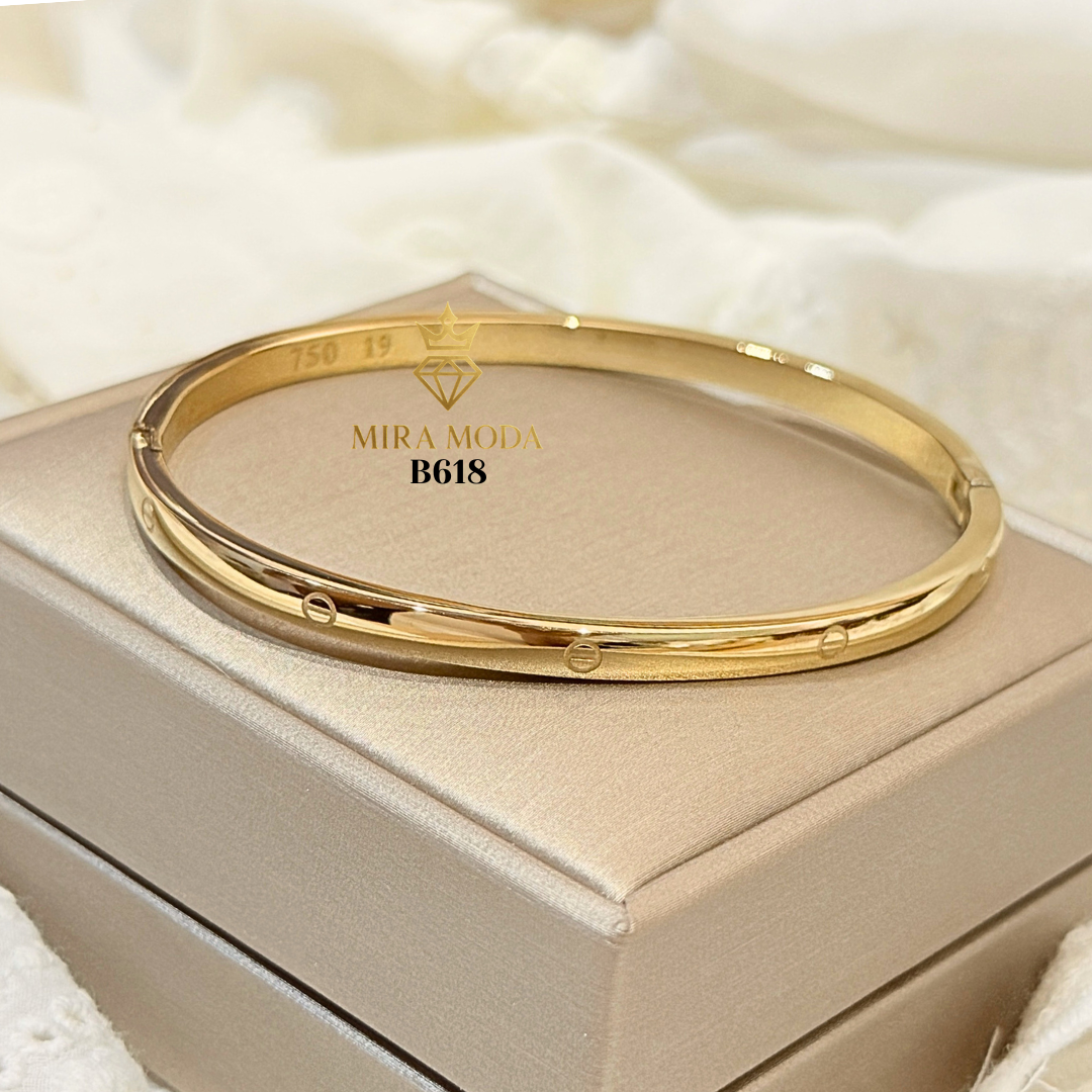 B618 Trendy Love Bangle 19cm | MIRA MODA