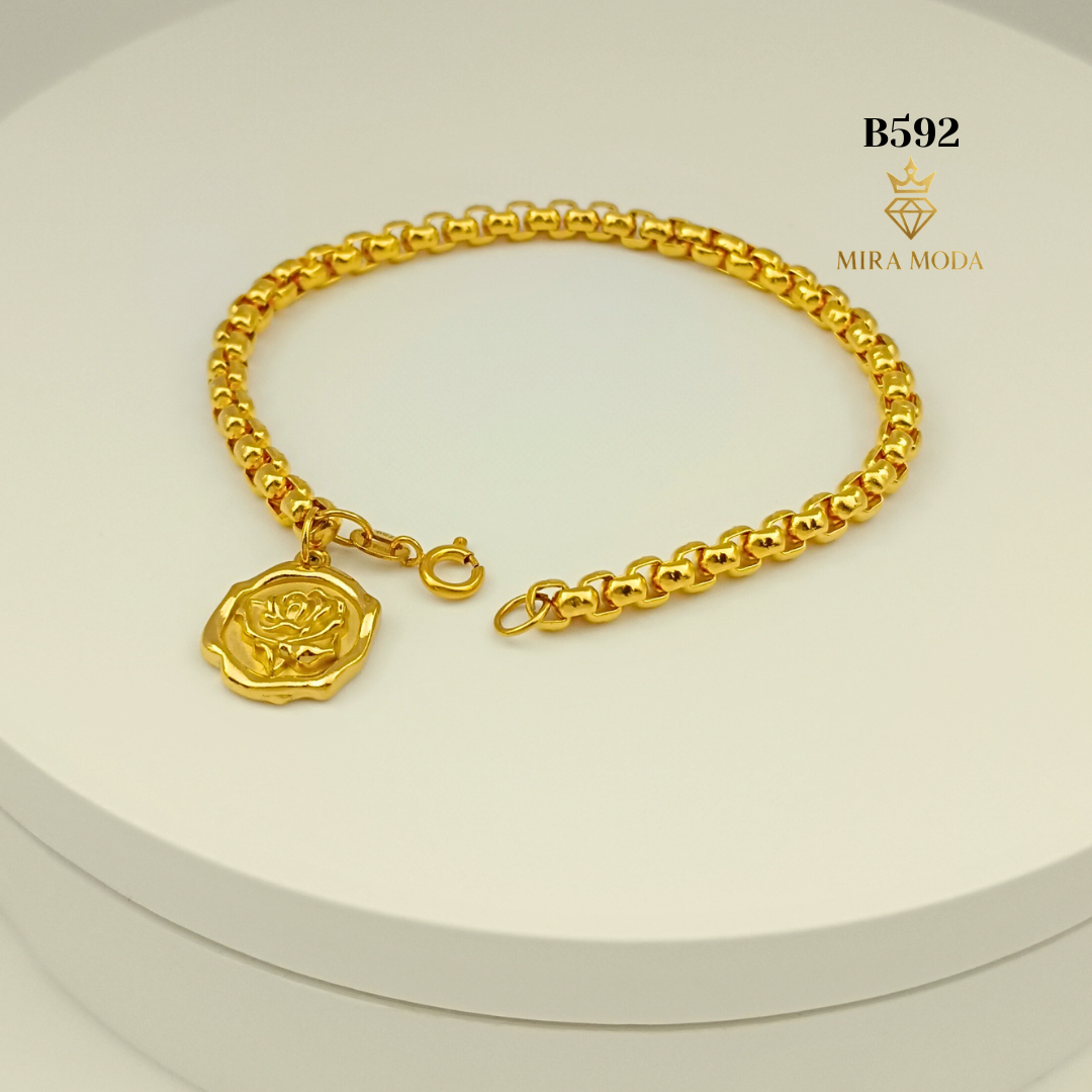 B592 – Lucky Rose Charm Bracelet | MIRA MODA