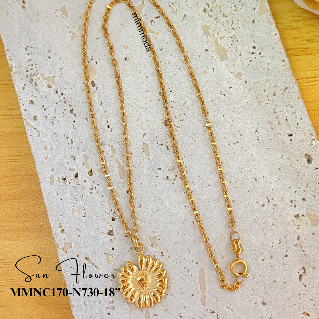 N730 Sunflower Pendant Necklace