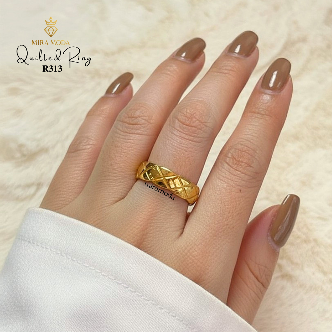 R313 Quilted Design Gold Plated Rings for Women & Men Trendy Hypoallergenic | MIRA MODA