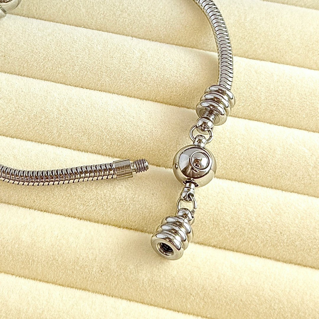 B628 Eternal Bloom Flower Charm Bracelet Snake Chain Trendy Aesthetic Tarnish Resistant | MIRA MODA