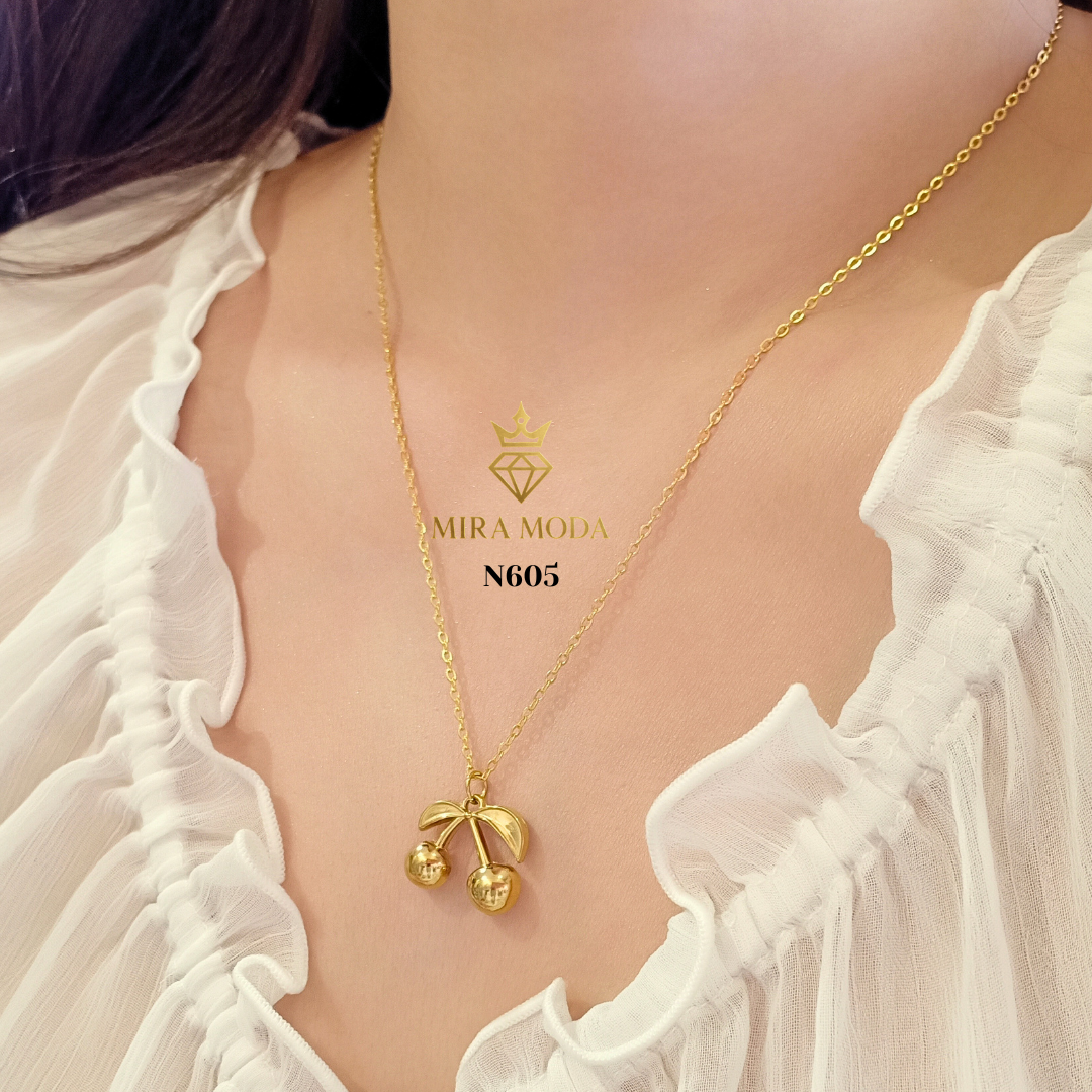 N605G-Lucky Cherry Necklace | MIRA MODA