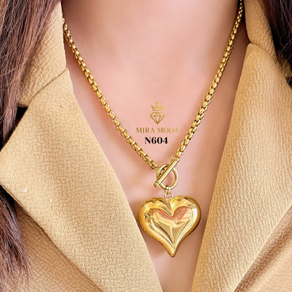 N604-Big Heart Necklace | MIRA MODA