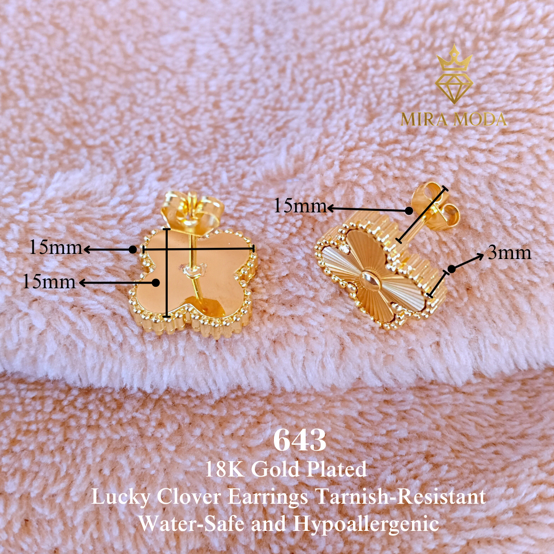 643-15mm Lucky Clover Stud Earrings | MIRA MODA