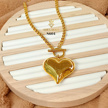 N604-Big Heart Necklace | MIRA MODA