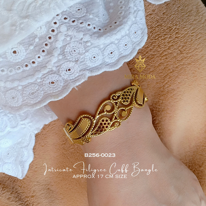 B256-Vintage Intricate Filigree Cuff Bangle Trendy Gold-Tone for Men & Women 17cm | MIRA MODA