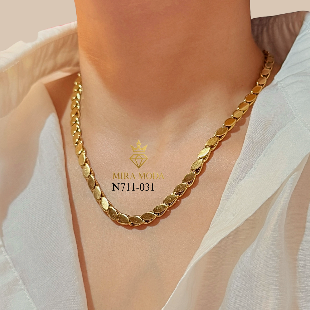 [MIRA MODA] N711 Damascus Coffee Bean Petal Link Chain 18” Necklace for Women Men Hypoallergenic