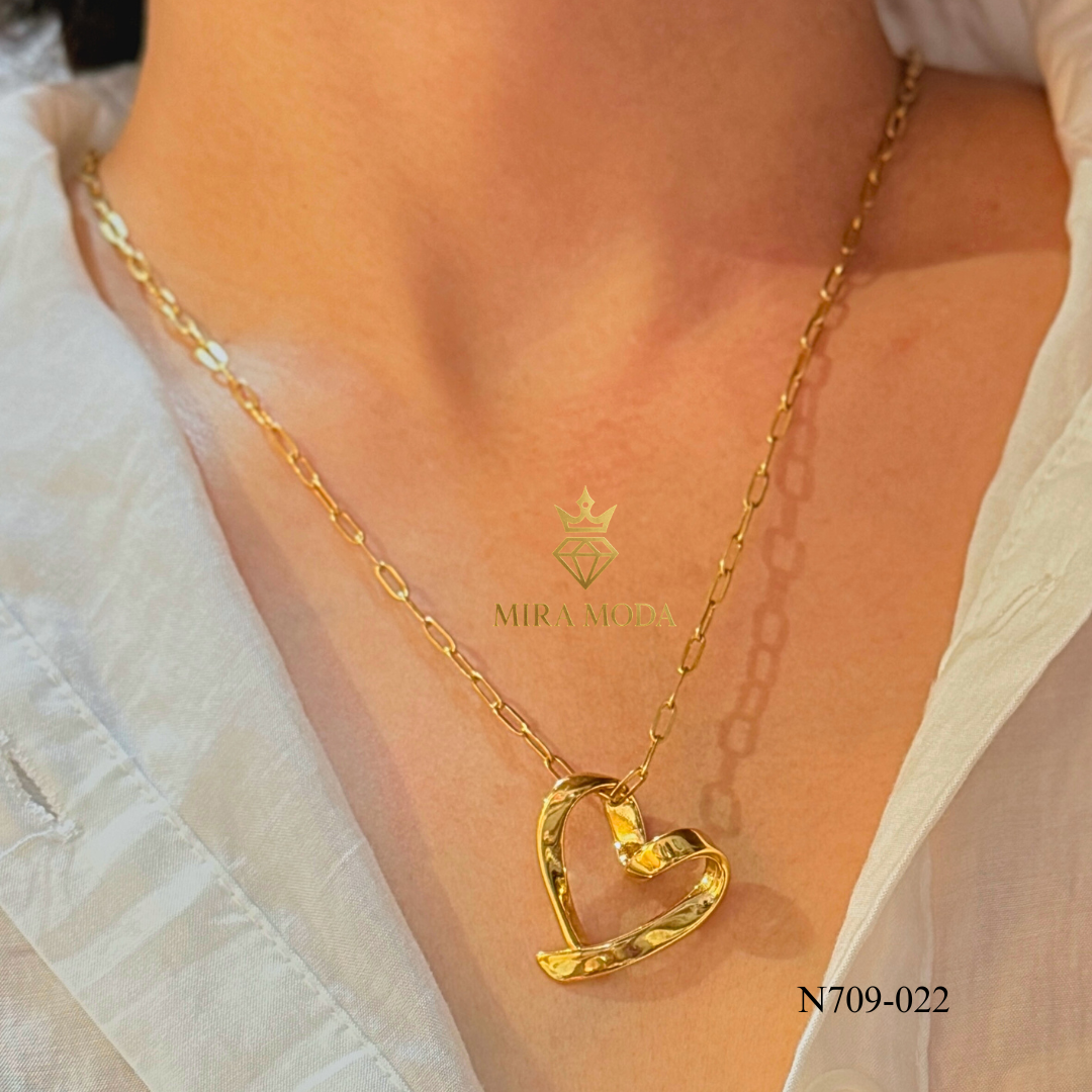 N709 -Trendy Electroform Open Heart Necklace Daily Wear | MIRA MODA