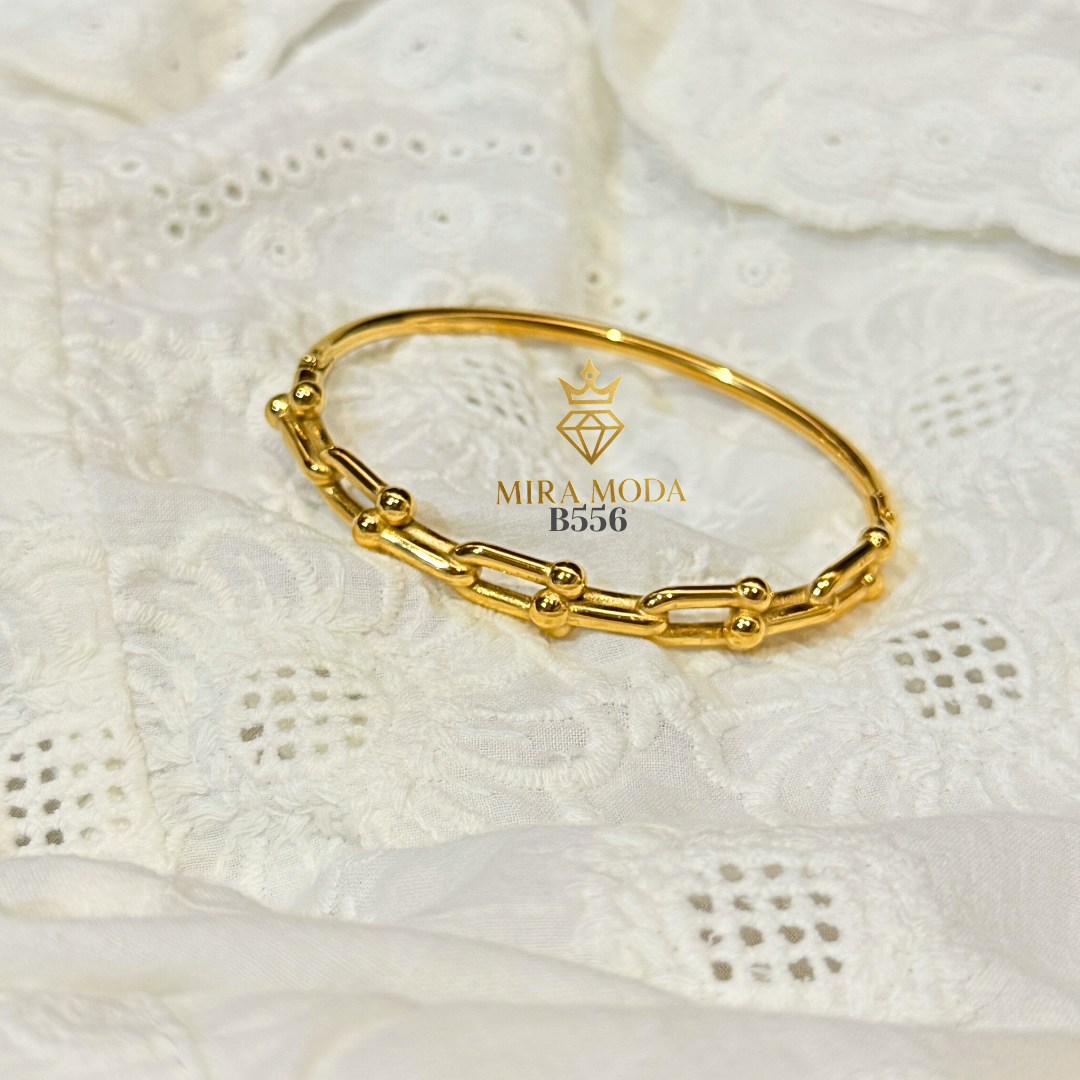 B556 Trendy U Shape Hardware Bangle 18cm | MIRA MODA