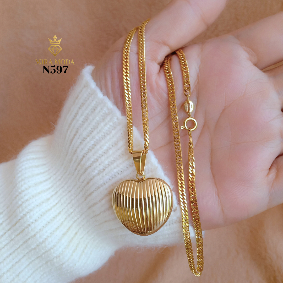 N597 Love Big Pendant Italy Gold Plated Necklace Hypoallergenic Tarnish Resistant Water Safe | MIRA MODA