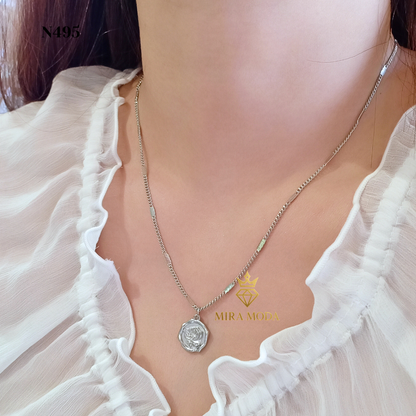 N495 Rose Pendant Necklace Hypoallergenic Tarnish Resistant Water Safe | MIRA MODA