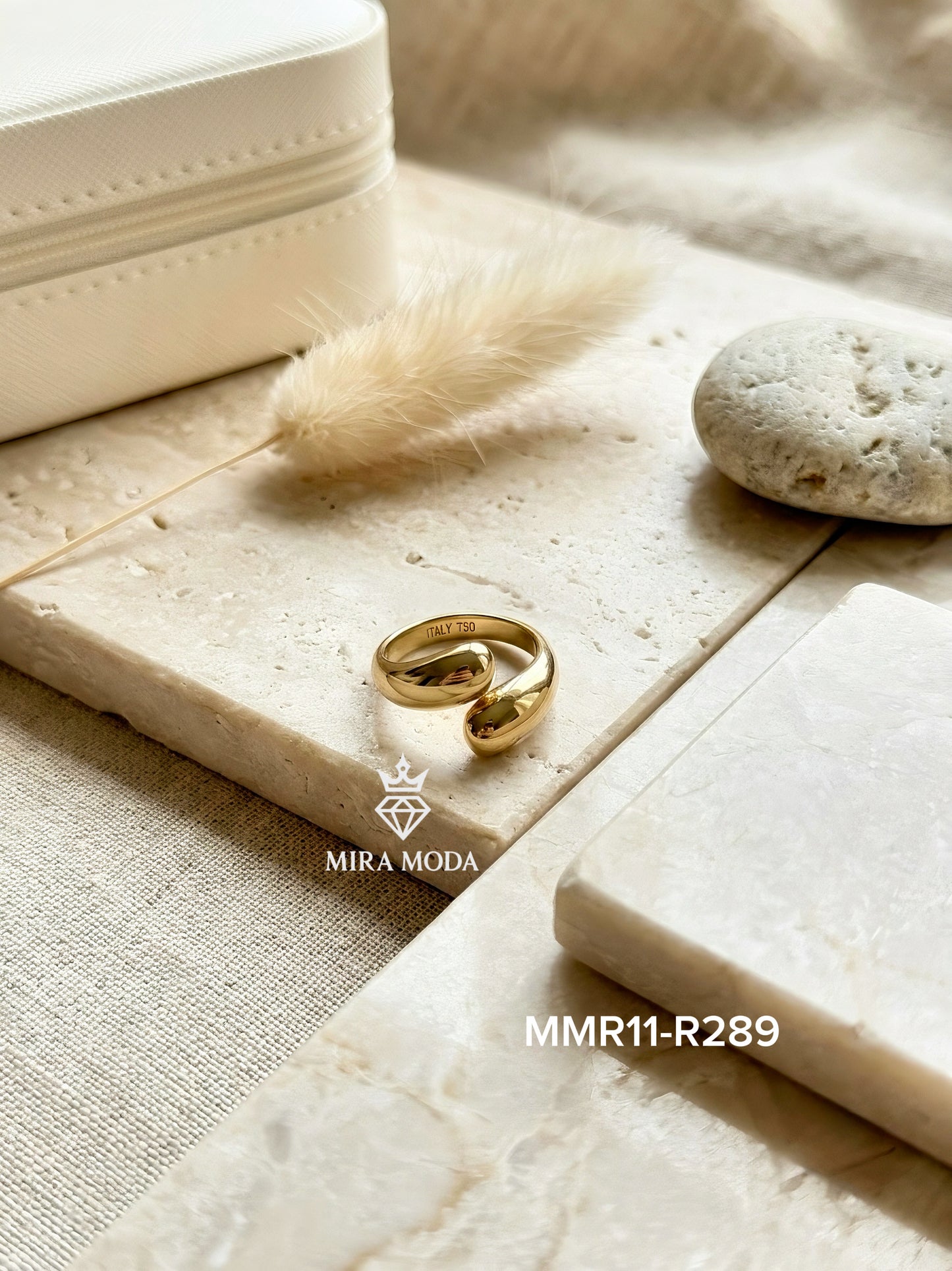 R289 Tear Drop Adjustable Ring