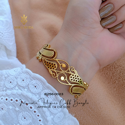 B256-Vintage Intricate Filigree Cuff Bangle Trendy Gold-Tone for Men & Women 17cm | MIRA MODA
