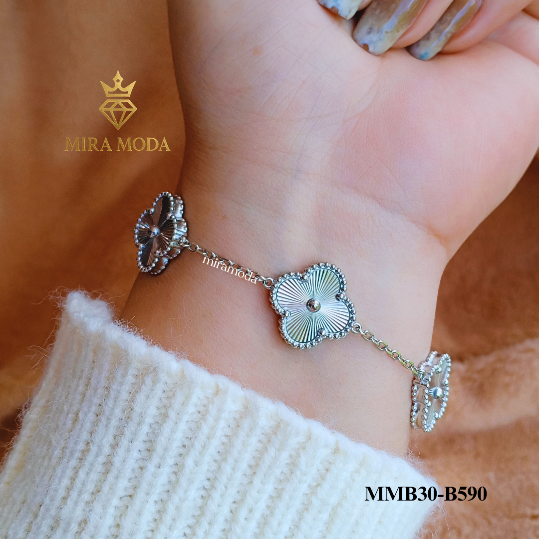 B590 Laser Cut White Clover Motif Station Bracelet 15mm