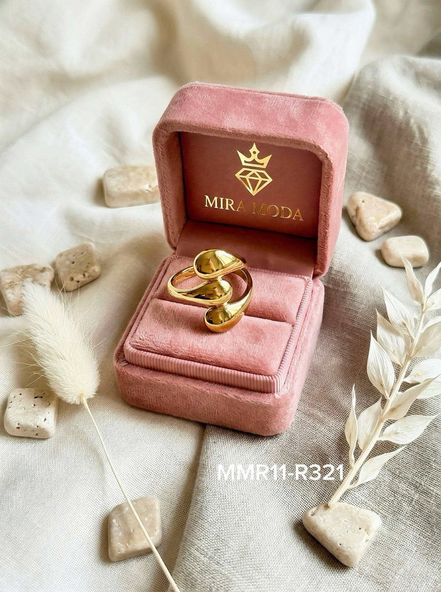 R321 Triple Tear Drop Adjustable Ring