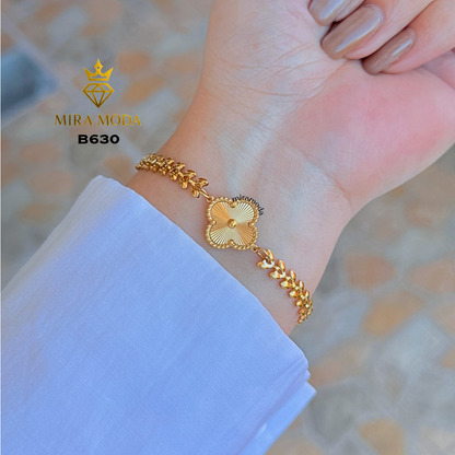 B630 Lucky Flower Bracelet For Men & Women Hypoallergenic Tarnish Resistant