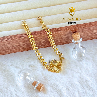 B630 Lucky Flower Bracelet For Men & Women Hypoallergenic Tarnish Resistant