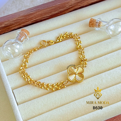 B630 Lucky Flower Bracelet For Men & Women Hypoallergenic Tarnish Resistant