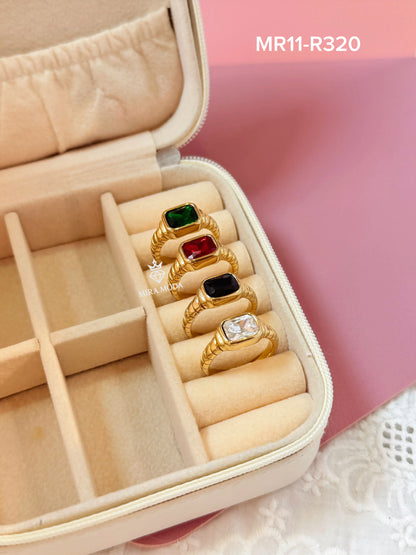 R320 Chunky Gold Signet Ribbed Ring Emerald Cut