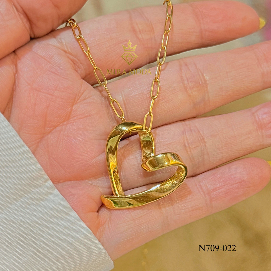 N709 -Trendy Electroform Open Heart Necklace Daily Wear | MIRA MODA